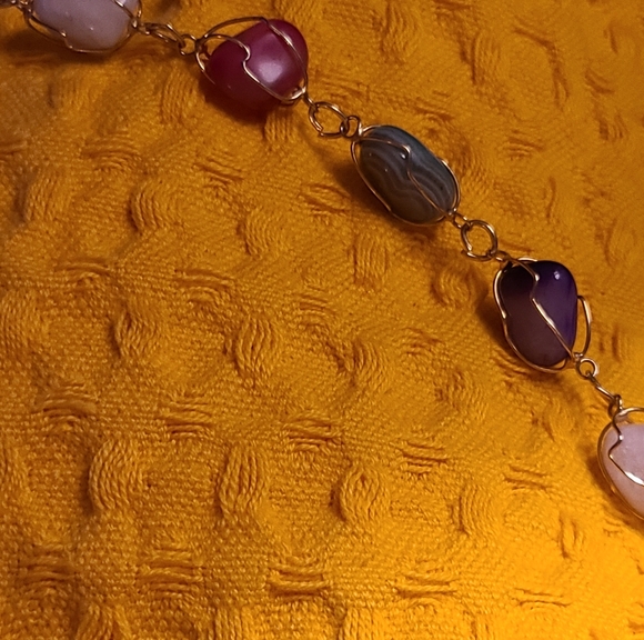 GOLDEN WIRES ENCASE MULTI GEMSTONES! - Picture 2 of 8